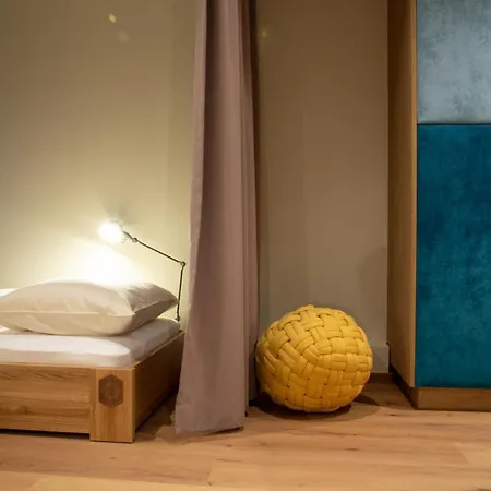 Safestay Centre Hostel *